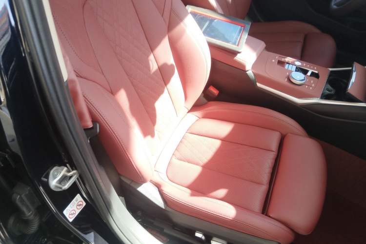 Used BMW 3 Series 2023 325Li M Sport Night Edition Package Right Front Seat
