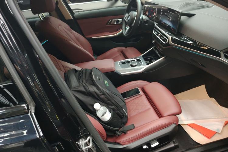 Used BMW 3 Series 2023 325Li M Sport Night Edition Package Right Front Seat