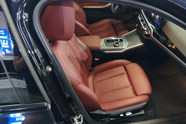 Used BMW 3 Series 2023 325Li M Sport Night Edition Package Right Front Seat