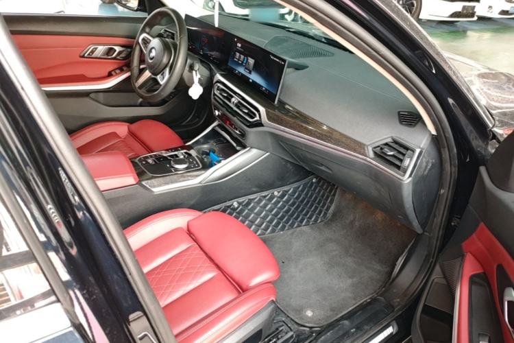 Used BMW 3 Series 2023 325Li M Sport Package Right Front Seat