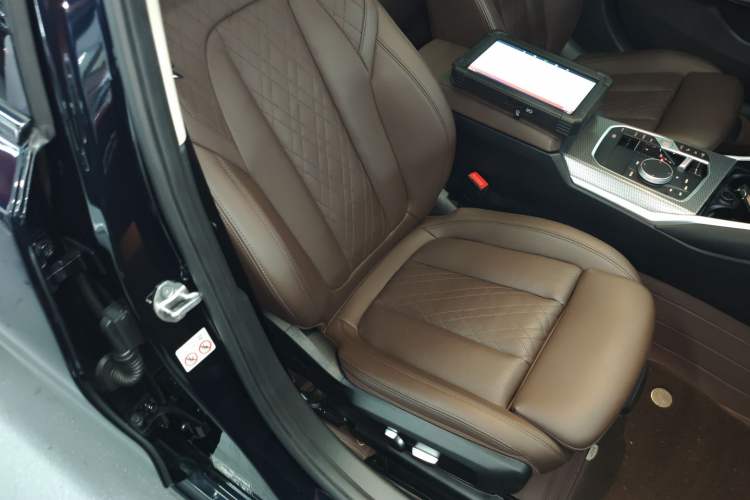 Used BMW 3 Series 2023 325Li M Sport Night Edition Package Right Front Seat