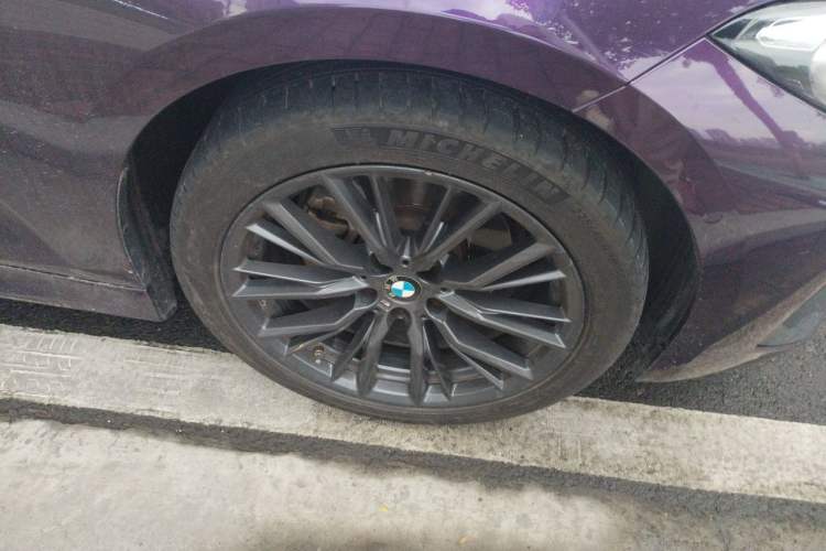 Used BMW 3 Series 2023 325i M Sport Night Edition Package Right Front Wheel Hub