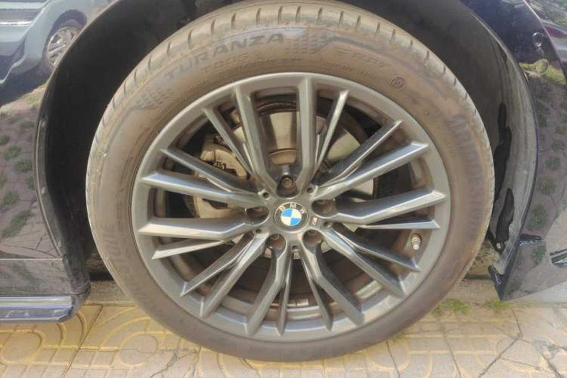 Used BMW 3 Series 2023 325Li M Sport Night Edition Package Right Front Wheel Hub