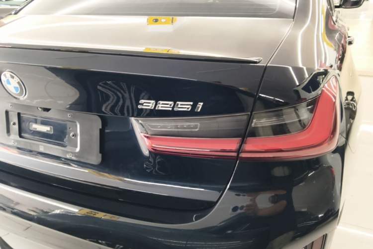 Used BMW 3 Series 2023 325i M Sport Night Edition Package Right Rear Taillight