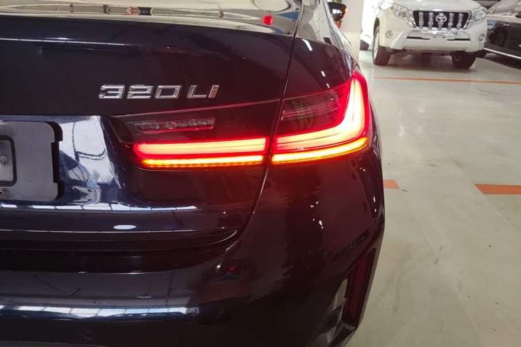 Used BMW 3 Series 2023 320Li M Sport Package Right Rear Taillight