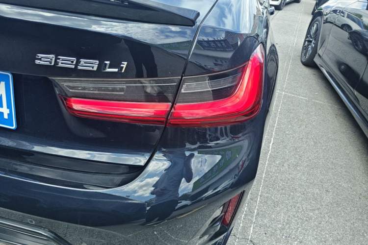 Used BMW 3 Series 2023 325Li M Sport Night Edition Package Right Rear Taillight