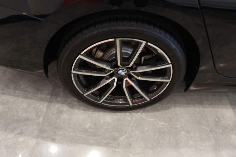 Used BMW 3 Series 2023 325Li M Sport Package Right Rear Wheel Hub