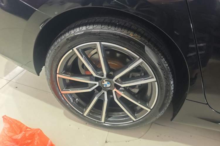 Used BMW 3 Series 2023 325Li M Sport Package Right Rear Wheel Hub
