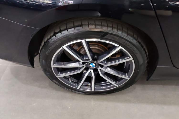 Used BMW 3 Series 2023 325Li M Sport Package Right Rear Wheel Hub