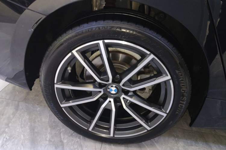 Used BMW 3 Series 2023 325Li M Sport Package Right Rear Wheel Hub
