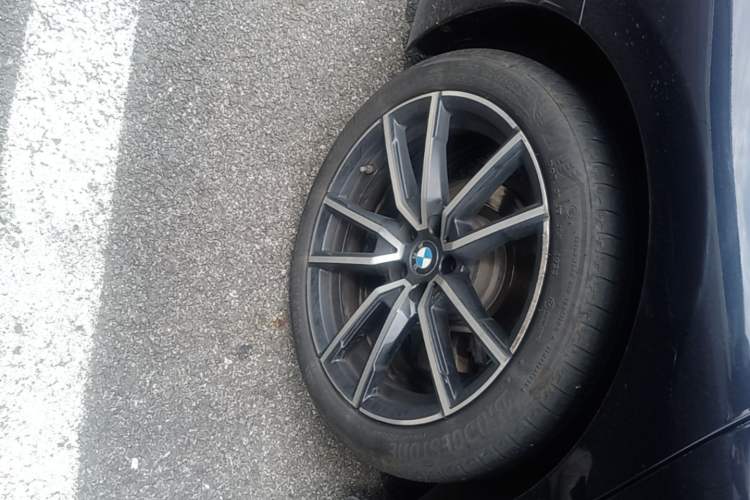 Used BMW 3 Series 2023 325Li M Sport Package Right Rear Wheel Hub
