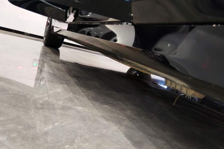 Used BMW 3 Series 2023 325Li M Sport Package Right Side Sill