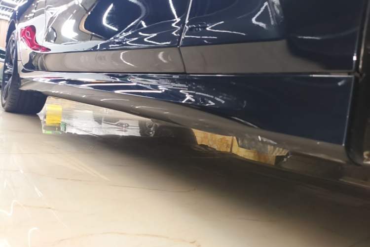 Used BMW 3 Series 2023 325i M Sport Package Right Side Sill