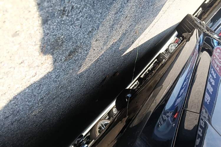 Used BMW 3 Series 2023 325i M Sport Package Right Side Sill