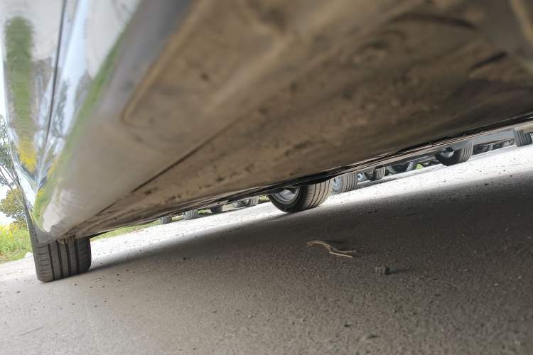 Used BMW 3 Series 2023 325Li M Sport Night Edition Package Right Side Sill