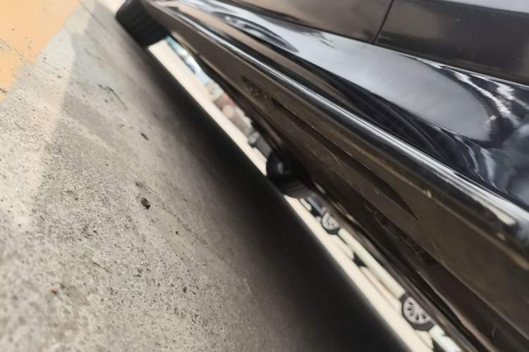 Used BMW 3 Series 2023 325Li M Sport Night Edition Package Right Side Sill