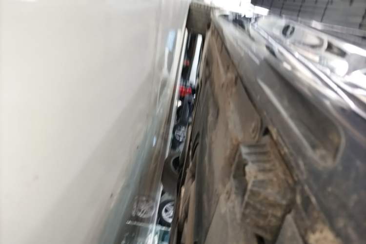 Used BMW 3 Series 2023 325i M Sport Package Right Side Sill