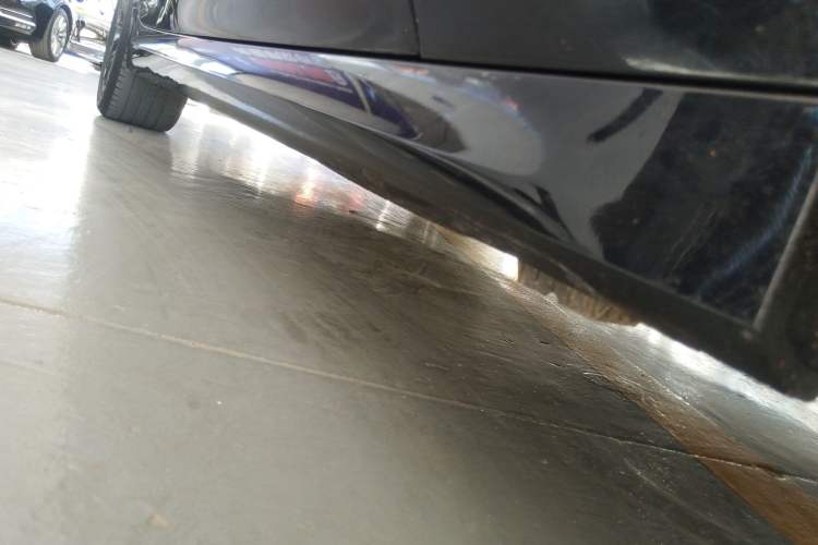 Used BMW 3 Series 2023 325Li M Sport Night Edition Package Right Side Sill