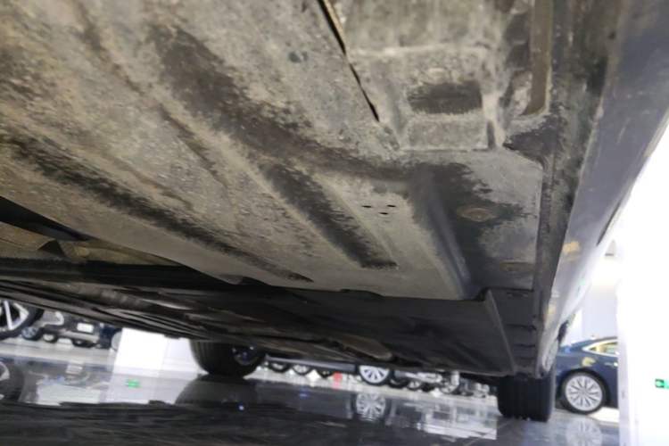 Used BMW 3 Series 2023 325Li M Sport Package Right Side Sill