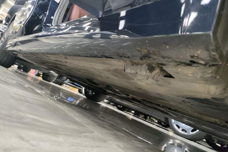 Used BMW 3 Series 2023 320Li M Sport Package Right Side Sill