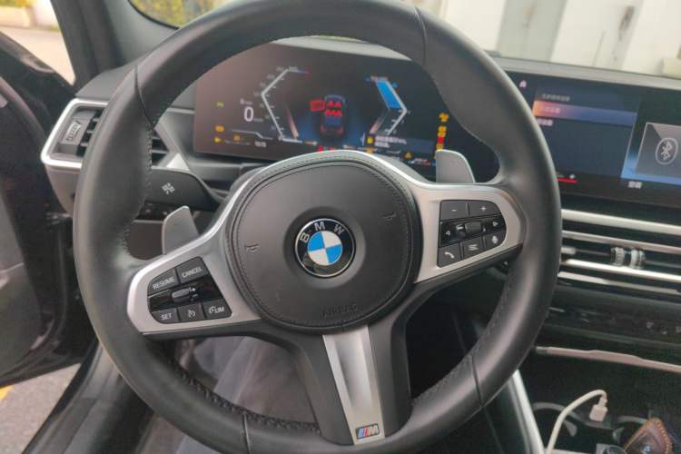 Used BMW 3 Series 2023 330i M Sport Night Edition Package Steering Wheel