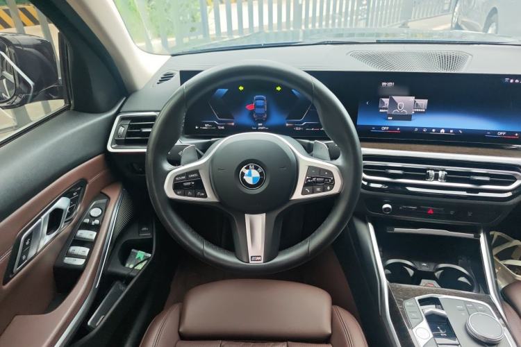 Used BMW 3 Series 2023 325Li M Sport Package Steering Wheel