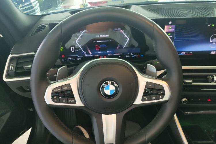 Used BMW 3 Series 2023 330i M Sport Night Edition Package Steering Wheel