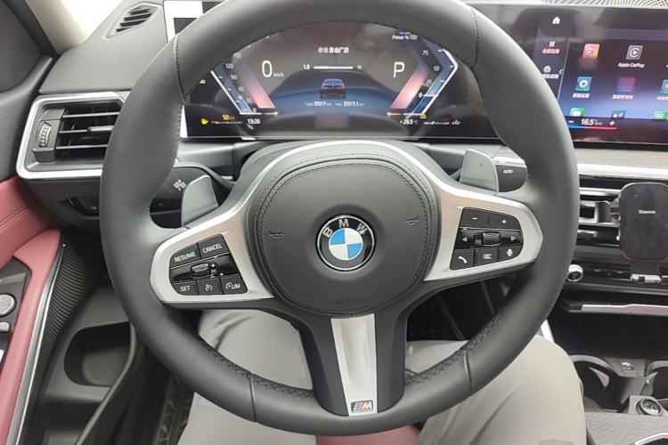 Used BMW 3 Series 2023 325i M Sport Package Steering Wheel