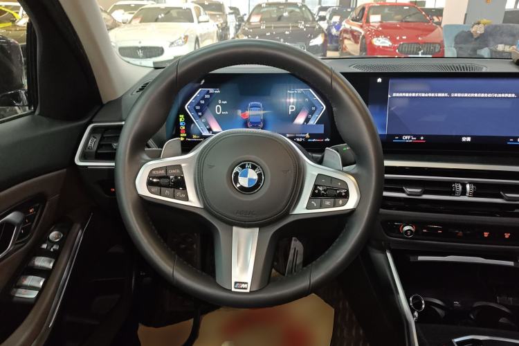 Used BMW 3 Series 2023 325i M Sport Package Steering Wheel