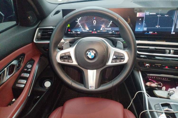 Used BMW 3 Series 2023 325i M Sport Night Edition Package Steering Wheel
