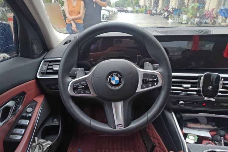 Used BMW 3 Series 2023 325Li M Sport Night Edition Package Steering Wheel