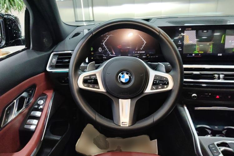 Used BMW 3 Series 2023 330i M Sport Night Edition Package Steering Wheel