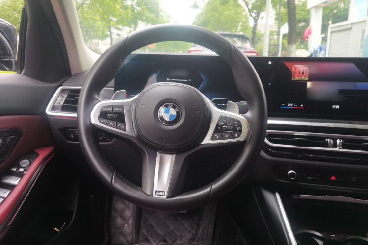 Used BMW 3 Series 2023 325i M Sport Package Steering Wheel