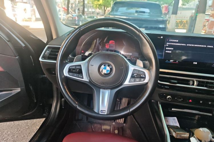 Used BMW 3 Series 2023 320i M Sport Package Steering Wheel