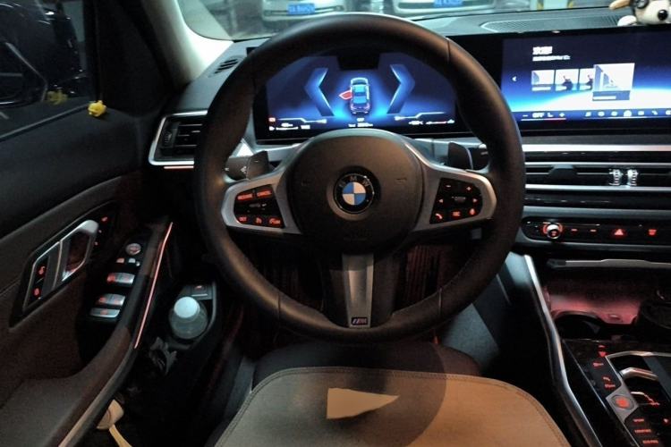 Used BMW 3 Series 2023 325Li M Sport Package Steering Wheel