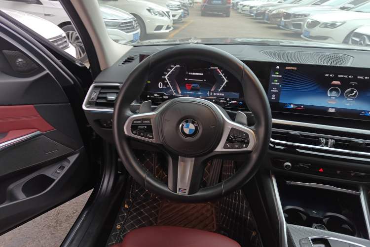 Used BMW 3 Series 2023 325Li M Sport Night Edition Package Steering Wheel
