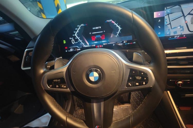 Used BMW 3 Series 2023 320i M Sport Package Steering Wheel