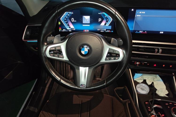 Used BMW 3 Series 2023 325i M Sport Package Steering Wheel