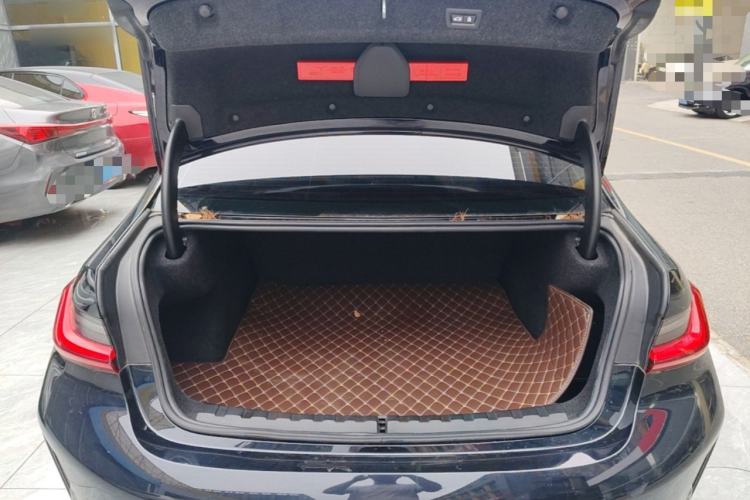 Used BMW 3 Series 2023 325Li M Sport Package Trunk