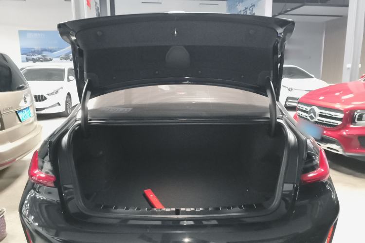 Used BMW 3 Series 2023 320Li M Sport Package Trunk