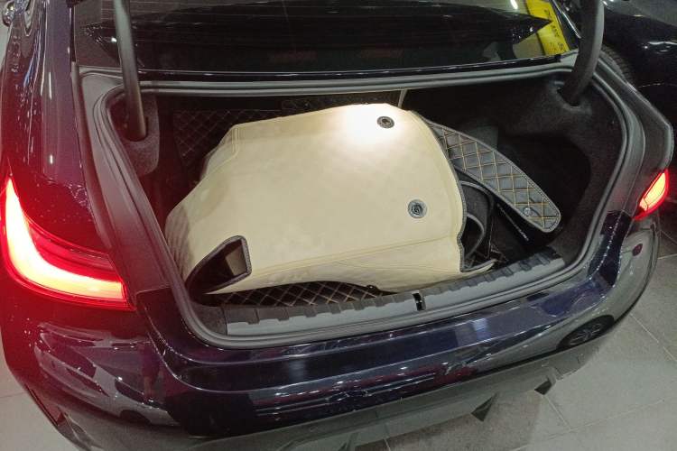 Used BMW 3 Series 2023 325Li M Sport Night Edition Package Trunk