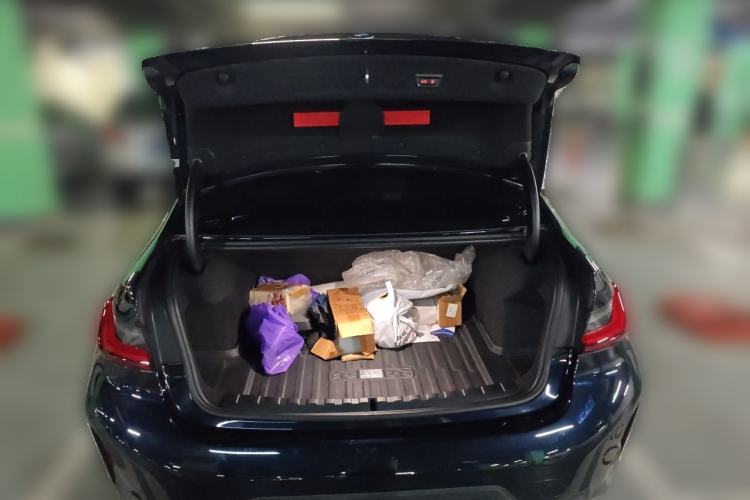 Used BMW 3 Series 2023 325Li M Sport Night Edition Package Trunk