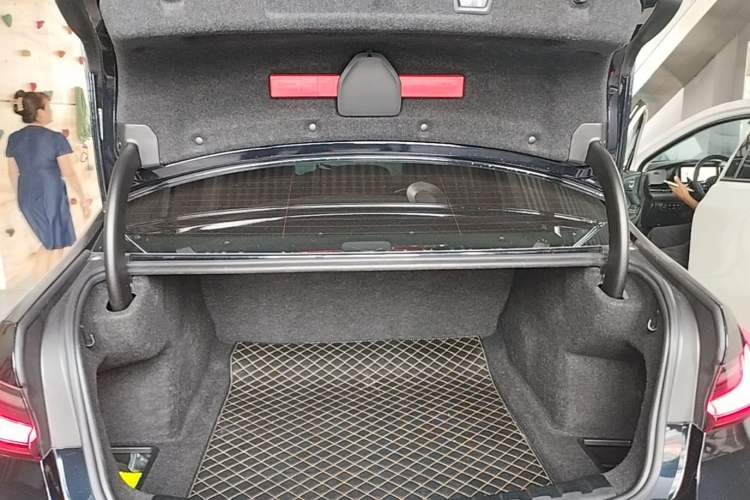 Used BMW 3 Series 2023 325Li M Sport Night Edition Package Trunk