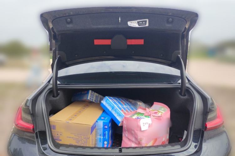 Used BMW 3 Series 2023 325Li M Sport Package Trunk