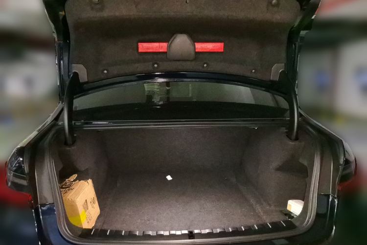 Used BMW 3 Series 2023 325i M Sport Night Edition Package Trunk