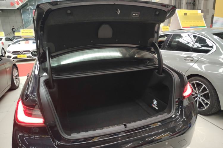 Used BMW 3 Series 2023 325Li M Sport Night Edition Package Trunk