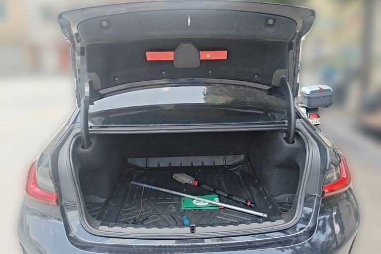 Used BMW 3 Series 2023 320Li M Sport Package Trunk