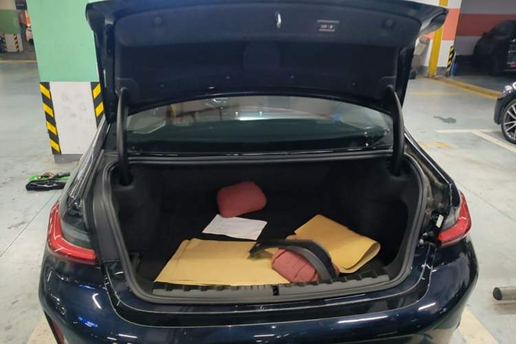 Used BMW 3 Series 2023 325Li M Sport Night Edition Package Trunk
