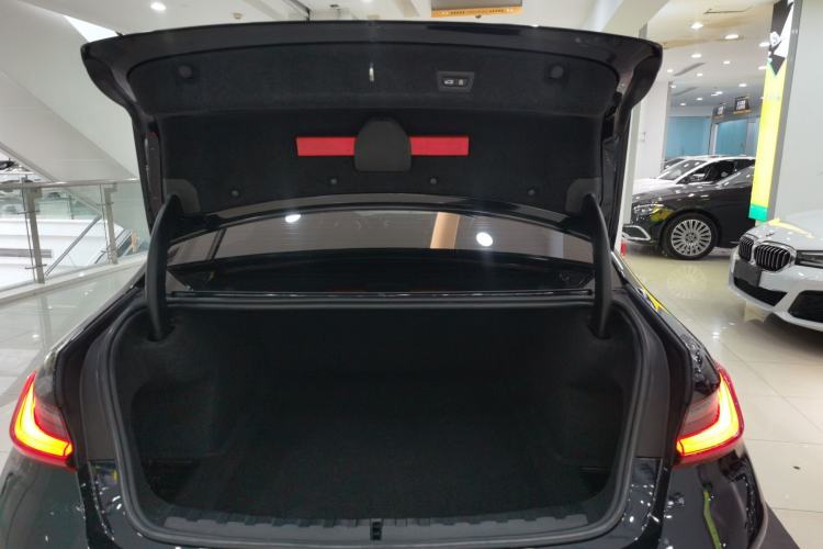 Used BMW 3 Series 2023 325Li M Sport Night Edition Package Trunk