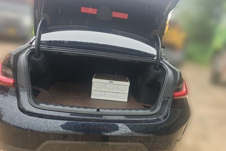 Used BMW 3 Series 2023 325Li M Sport Package Trunk
